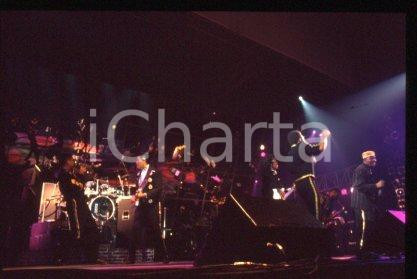 35mm vintage slide* 1993 ca MILAN - American band EARTH, WIND & FIRE (61)
