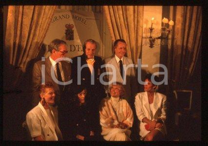 35mm vintage slide* 1986 ca ITALY VILLA d'ESTE American actor Joseph COTTEN (55)