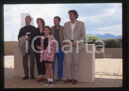 35mm vintage slide* 1997 CANNES Michael WINTERBOTTOM & Emira NUSEVIC (16)