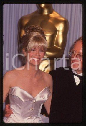 35mm vintage slide* 1991 LOS ANGELES Academy Awards Kim BASINGER, John BARRY(40)