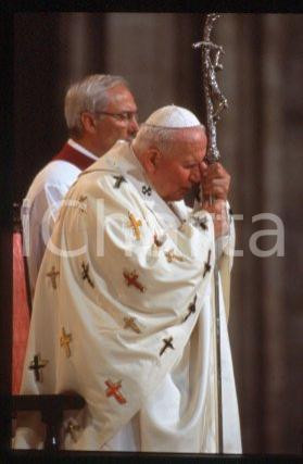 35mm vintage slide* 1997 PARIS Beatification mass POPE JOHN PAUL II (1)