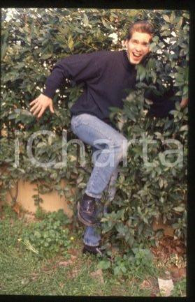 35mm vintage slide* 1992 ca ITALY TV VERNICE FRESCA Portrait of Derek SIMONS (3)