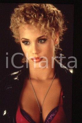 35mm vintage slide* 1995 CINEMA "SHOWGIRLS" Actress Elizabeth BERKLEY (16)