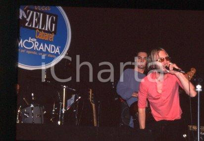 35mm vintage slide* 1998 ca ZELIG CABARET ITALY American singer Andrew DORFF (4)