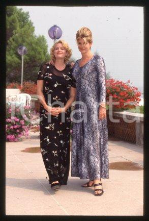 35mm vintage slide* 1997 CINEMA actress Elisabeth SHUE & Kirstie ALLEY (21)