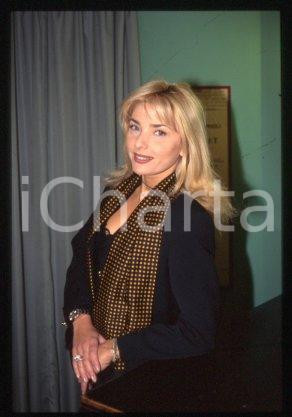 35mm vintage slide* 1988 ca ITALY Portrait of an actress Alessandra CARELLA (19)