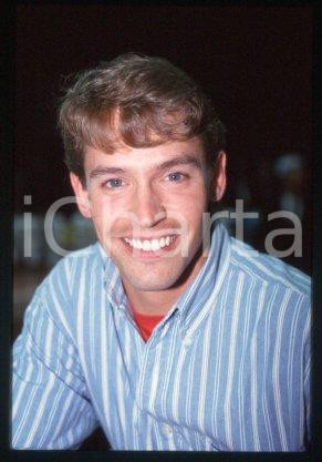 35mm vintage slide* 1990 ca MILANO IL RAGAZZO DAL KIMONO D'ORO - Ron WILLIAMS 12