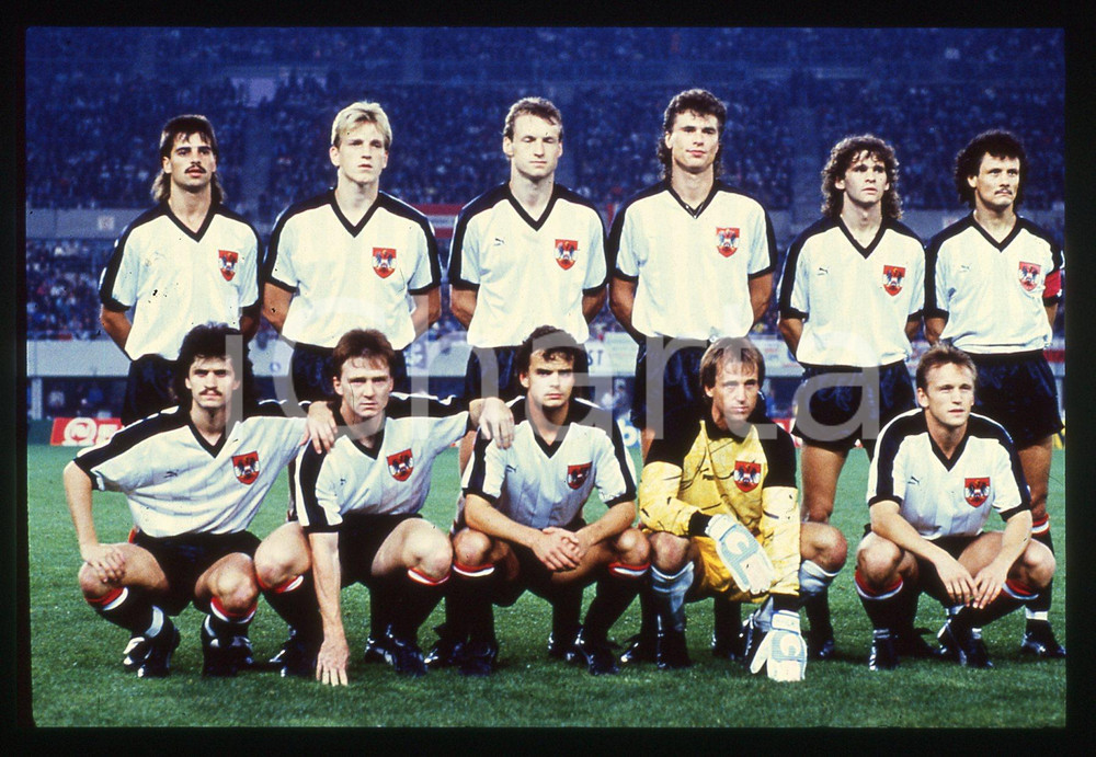 35mm vintage slide* 1988 VIENNA Amichevole AUSTRIA DANIMARCA 1-0-Squadra AUSTRIA
