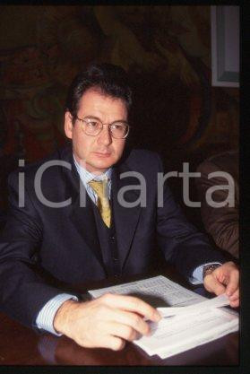 35mm vintage slide* 1999 ca MILAN Telecom Italia Portrait of Ugo RIETMANN 14