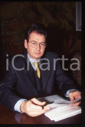 35mm vintage slide* 1999 ca MILAN Telecom Italia Portrait of Ugo RIETMANN 9