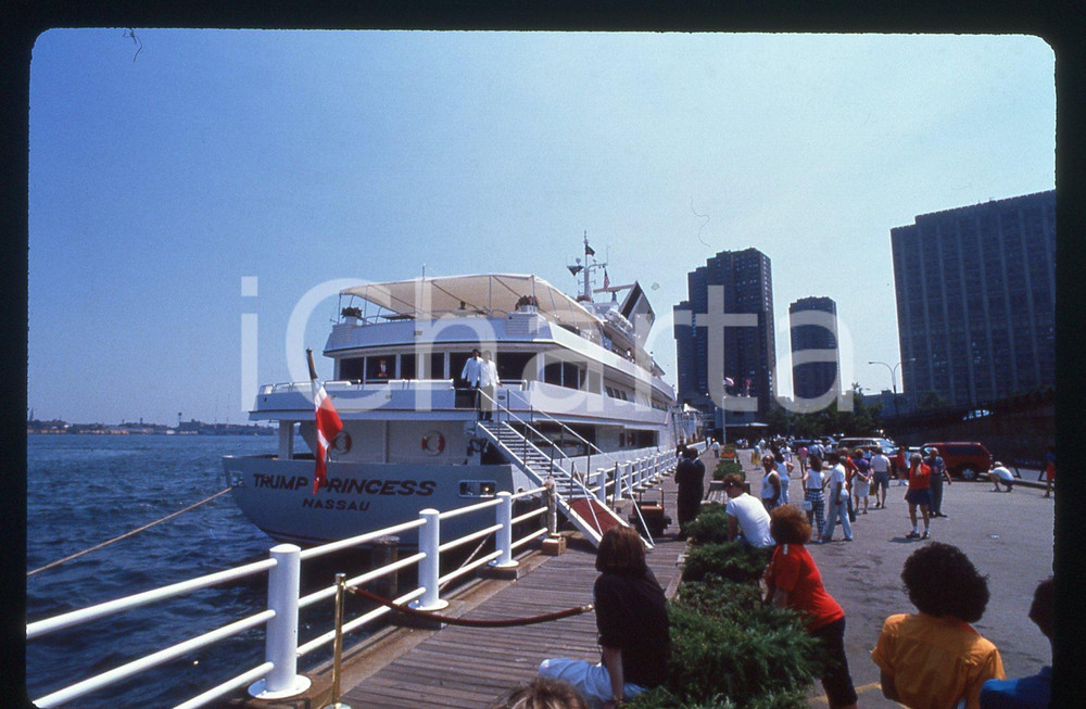35mm vintage slide* 1988 NEW YORK - Crew on the deck of THE TRUMP PRINCESS (3)