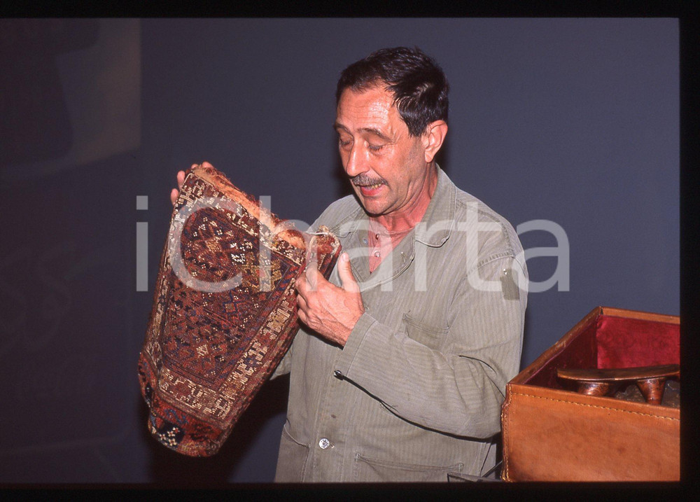 35mm vintage slide* 1995 ca COSTUME - Alberto SALZA Ritratto dell'Antropologo 7