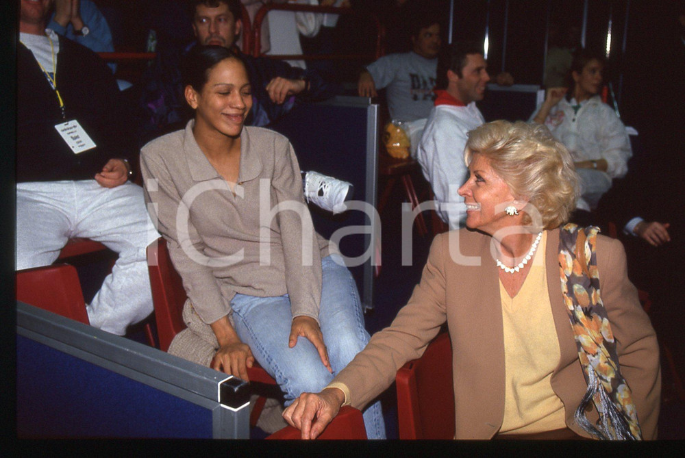 35mm vintage slide* 1993 MILANO - MURATTI INDOOR Barbara FELTUS e Lea PERICOLI