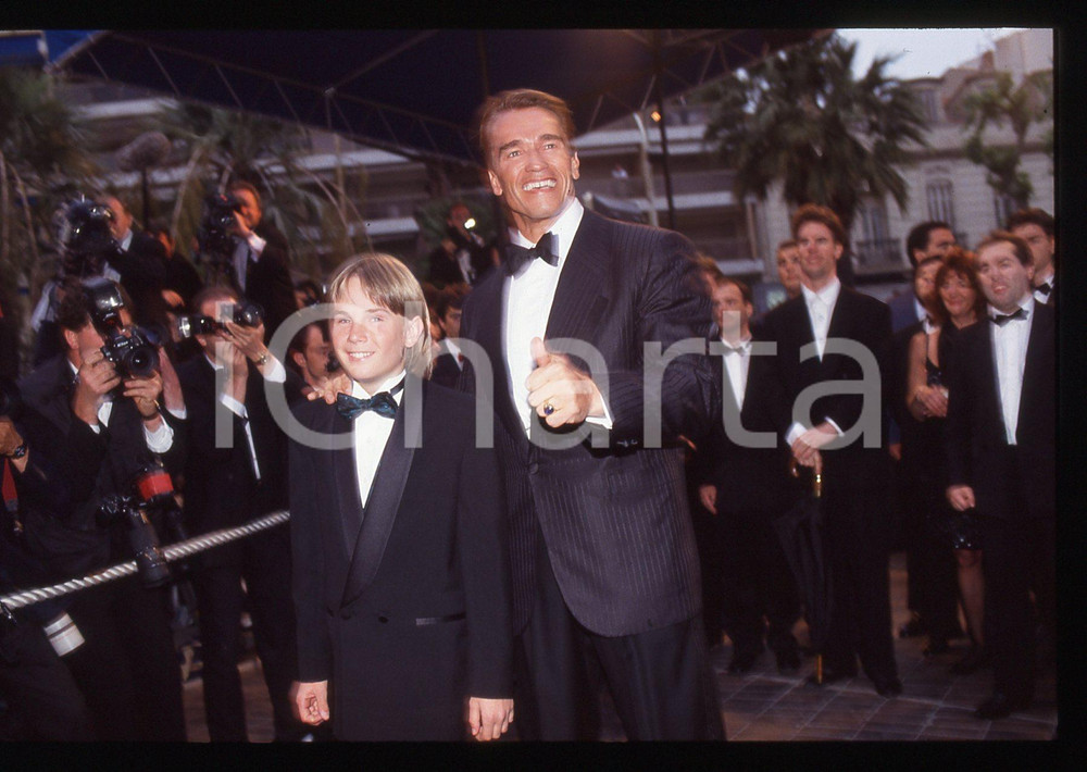 35mm vintage slide* 1993 FESTIVAL CANNES Arnold SCHWARZENEGGER Austin O'BRIEN 24