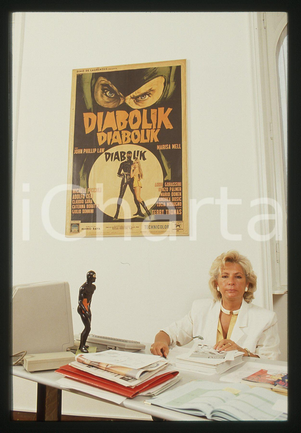 35mm vintage slide* 1992 MILANO - Patricia MARTINELLI Direttrice DIABOLIK (9)