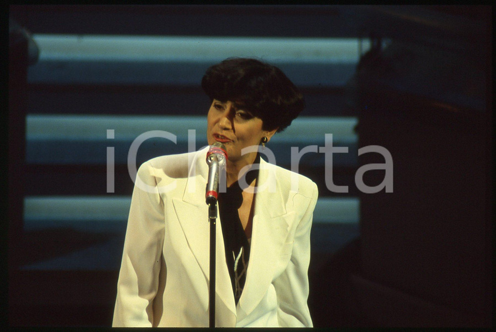 35mm vintage slide* 1992 FESTIVAL SANREMO Mia MARTINI GLI UOMINI NON CAMBIANO 11