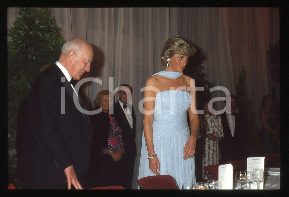 35mm vintage slide* 1987 CANNES - Lady Diana SPENCER Alec GUINNESS Gala dinner