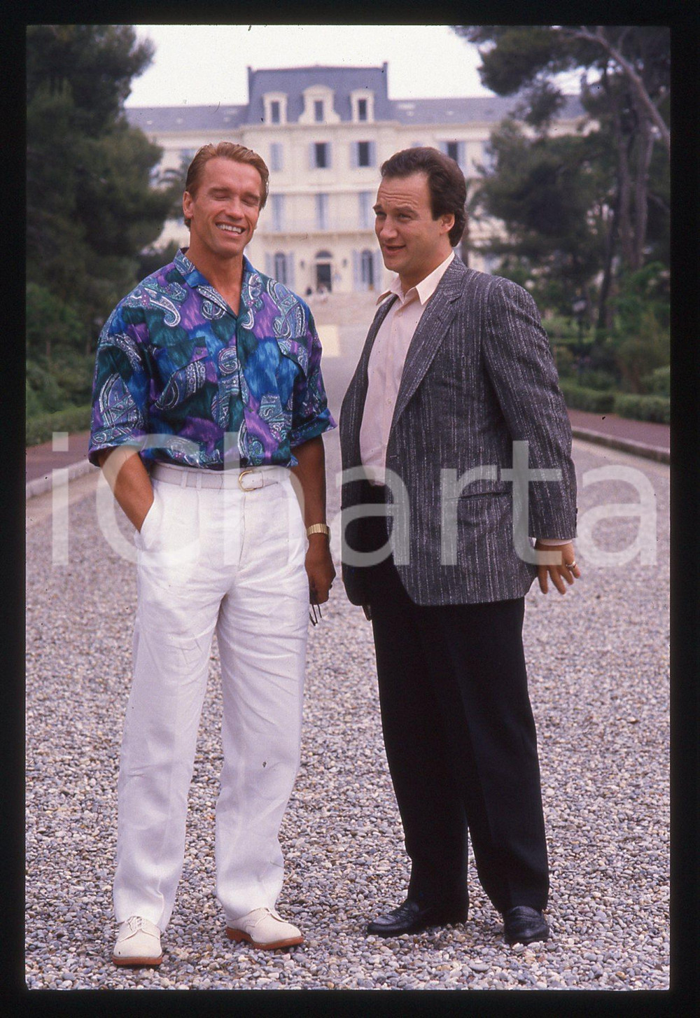 35mm vintage slide* 1988 CANNES - Arnold SCHWARZENEGGER e Jim BELUSHI (2)