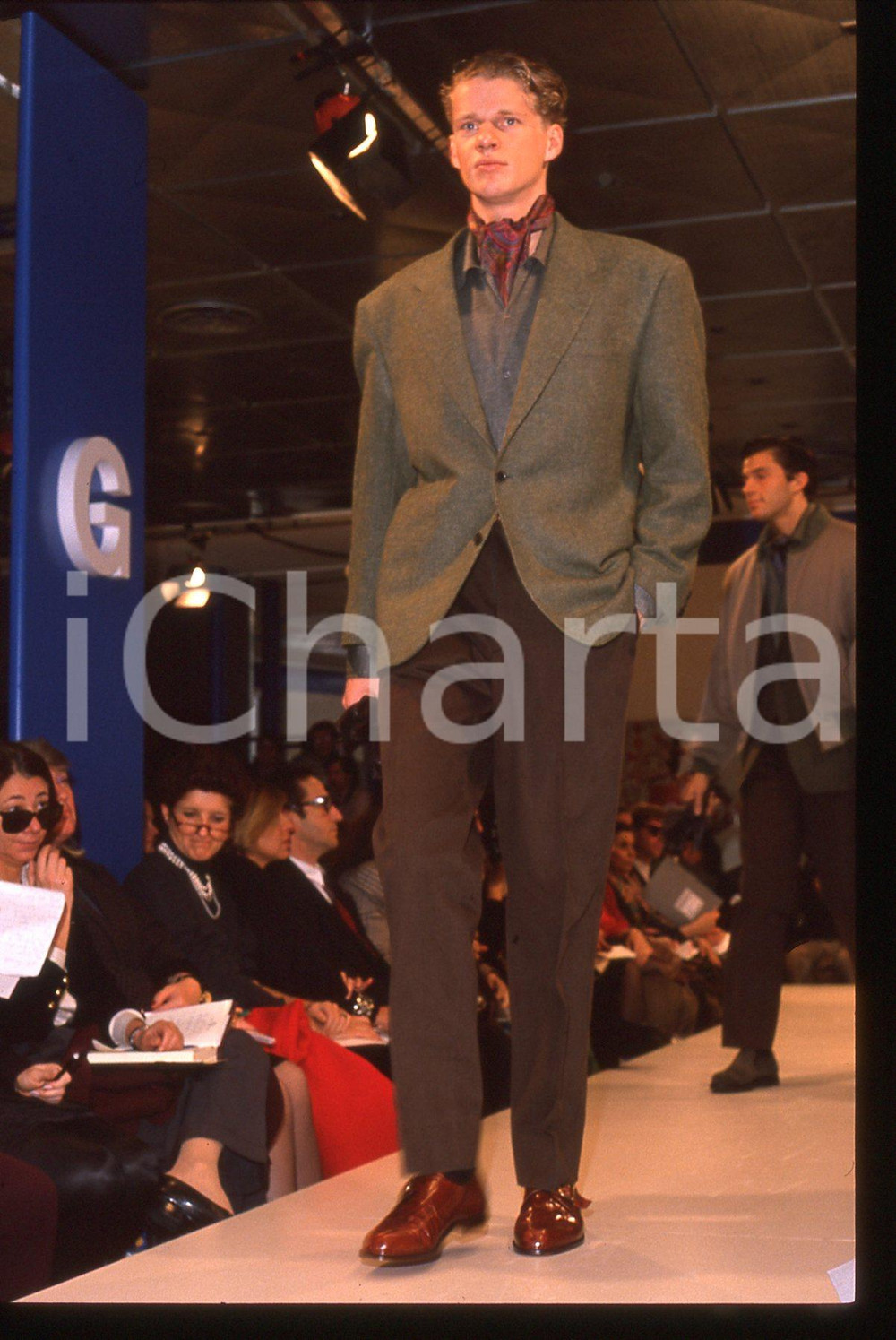 35mm vintage slide* 1989 MILANO - Sfilata Enrico COVERI Autunno-Inverno (7)