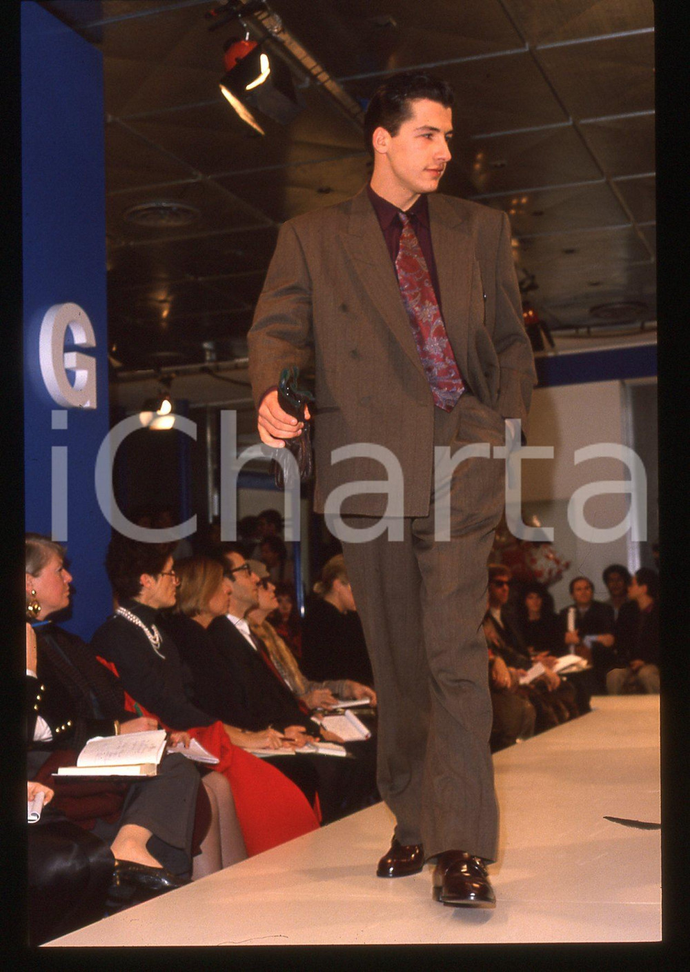 35mm vintage slide* 1989 MILANO - Sfilata Enrico COVERI Autunno-Inverno (46)