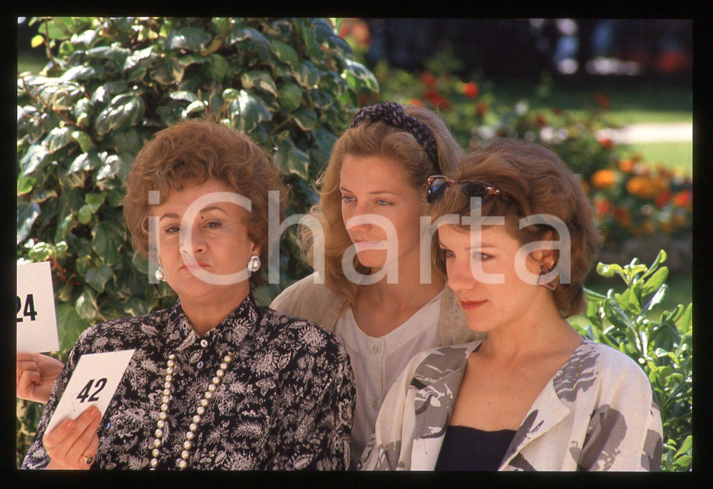 35mm vintage slide* 1988 FESTIVAL CANNES - Joely RICHARDSON e Joan PLOWRIGHT (3)