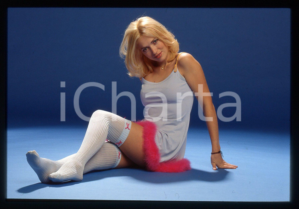 35mm vintage slide* 1995 ca COSTUME - Eva BRAVO (10)