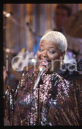 Bertice READING - MUSIC Show Actress & singer 1987 ca * 35 mm vintage slide 37