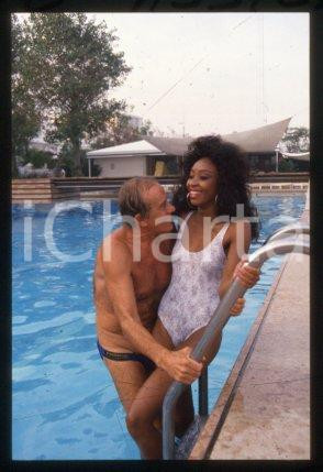 Massimo SERATO Actor and Angie ASSIEM - ITALY 1985 ca * 35 mm vintage slide 3