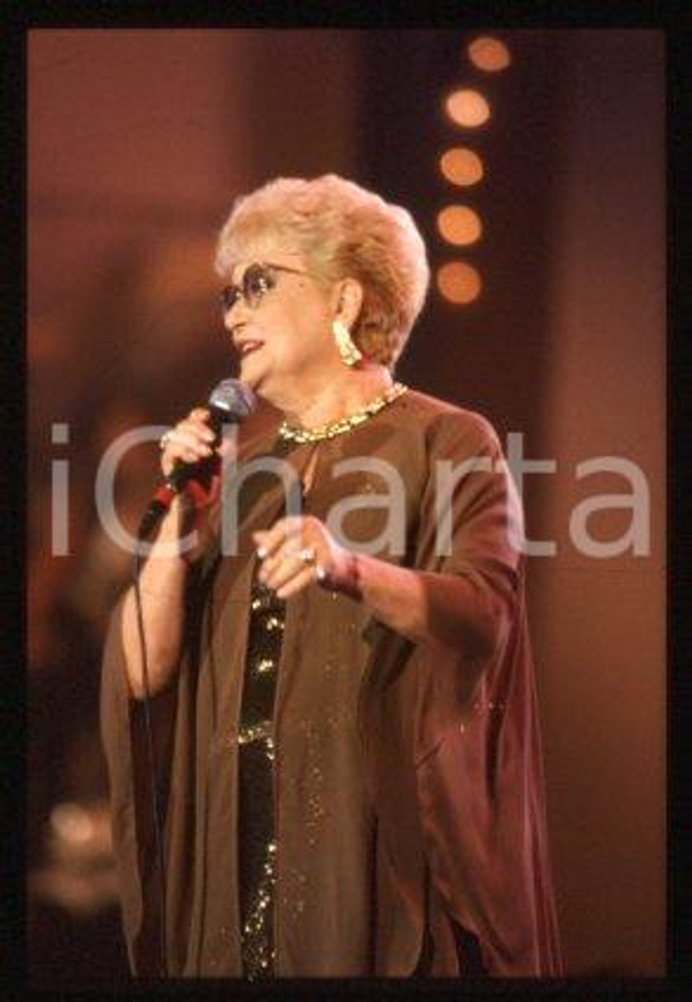 Flo SANDON'S - TV SHOW Italian singer Portrait 1990 ca * 35 mm vintage slide 24