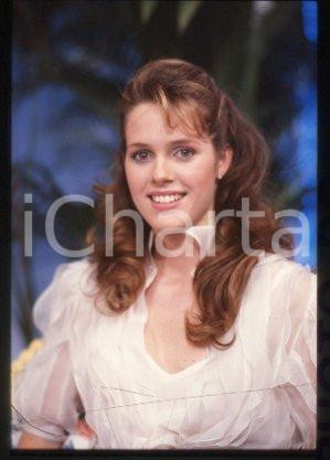 Natasha HOVEY - CINEMA Actress of ACQUA E SAPONE 1983 ca * 35 mm vintage slide 7