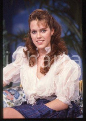 Natasha HOVEY - CINEMA Actress of ACQUA E SAPONE 1983 ca * 35 mm vintage slide 8