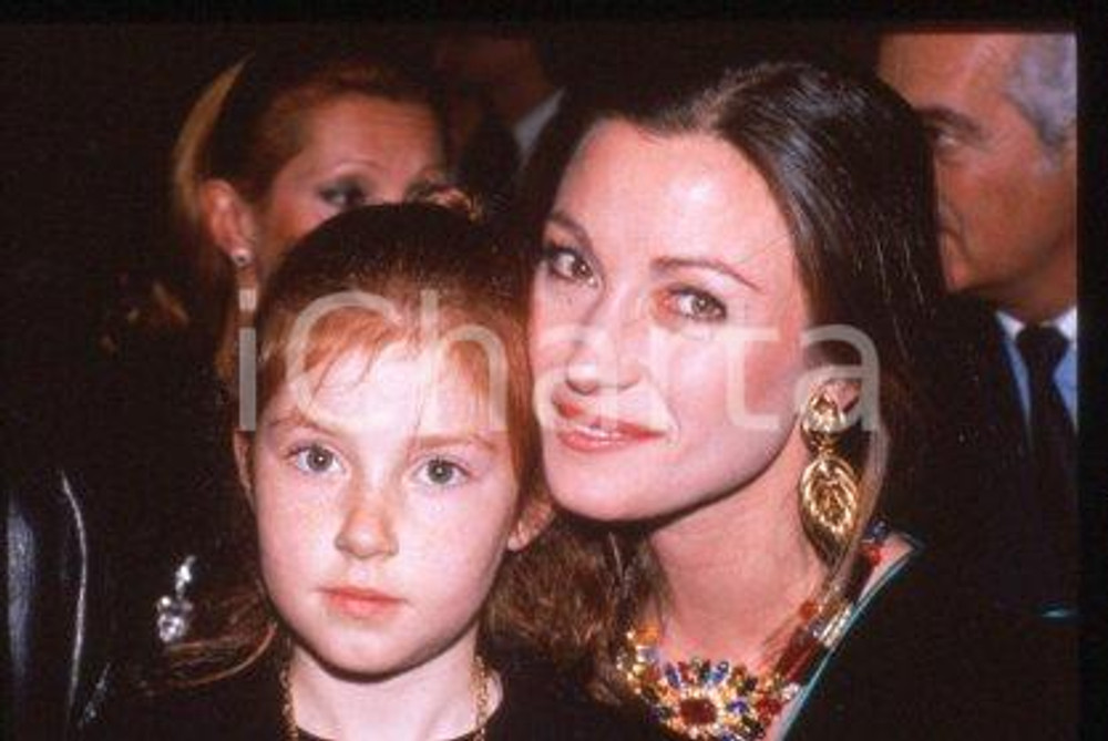 Jane SEYMOYR - CINEMA Actress with a daughter 1990 ca * 35 mm vintage slide 6