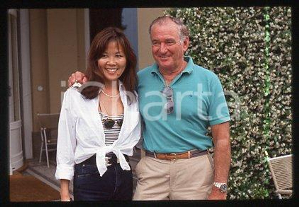 35mm vintage slide* 1999 ca ITALY Rod TAYLOR Australian actor and wife (16)