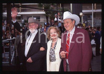 35mm vintage slide* 1995 CANNES Carroll BAKER, Ben JOHNSON, Harry CAREY JR (35)