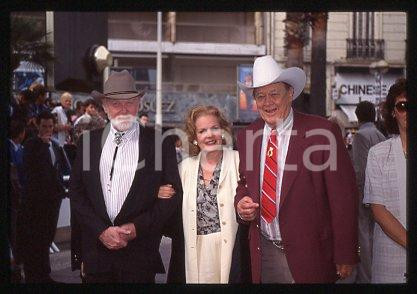 35mm vintage slide* 1995 CANNES Carroll BAKER, Ben JOHNSON, Harry CAREY JR (25)