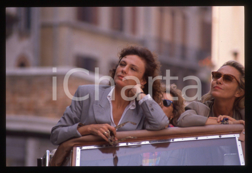 35mm vintage slide*1995 VENEZIA Jacqueline BISSET a bordo di un motoscafo 