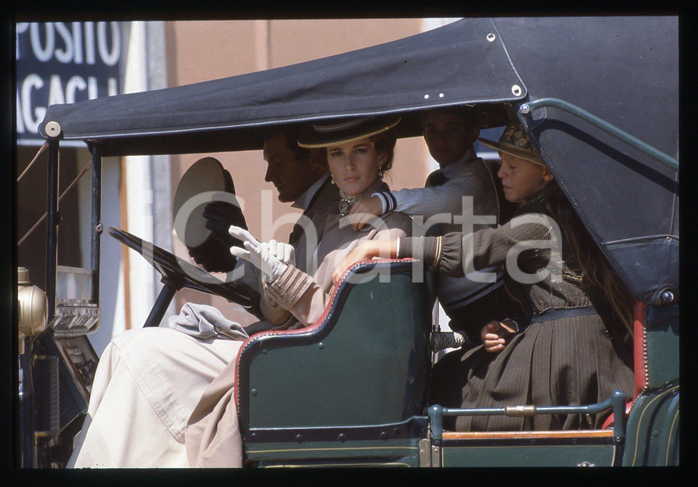 35mm vintage slide*1995 LA FAMIGLIA RICORDI - Lucrezia LANTE DELLA ROVERE 