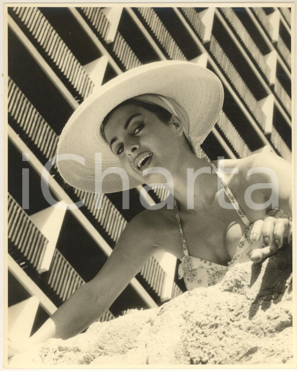 Fotografia d epoca originale 1955 ca CINEMA Silvana PAMPANINI  Ritratto in costume al mare Foto 1 1