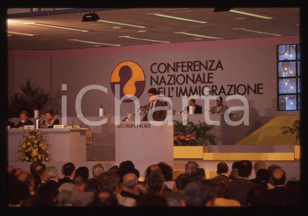 35mm vintage slide* 1990 ROMA Claudio MARTELLI Conferenza Immigrazione (7)