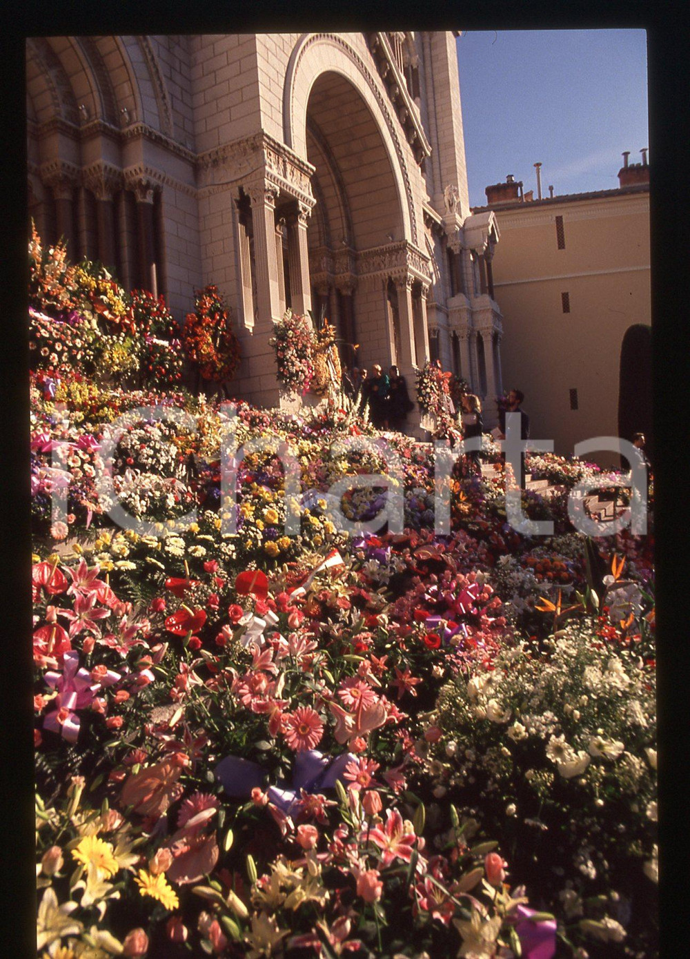 35mm vintage slide* 1990 PRINCIPATO DI MONACO Funerali di Stefano CASIRAGHI (33)