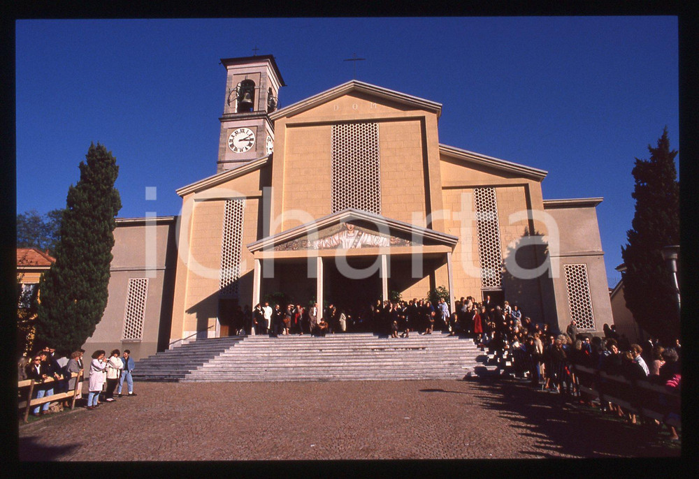 35mm vintage slide* 1990 FINO MORNASCO Cerimonia funebre Stefano CASIRAGHI (2)