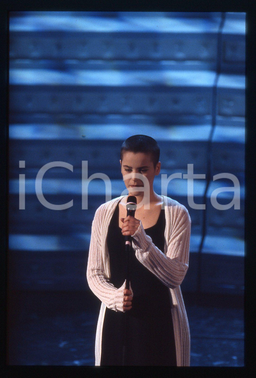 35mm vintage slide* 1997 SANREMO Silvia SALEMI sul palco del Teatro Ariston (21)