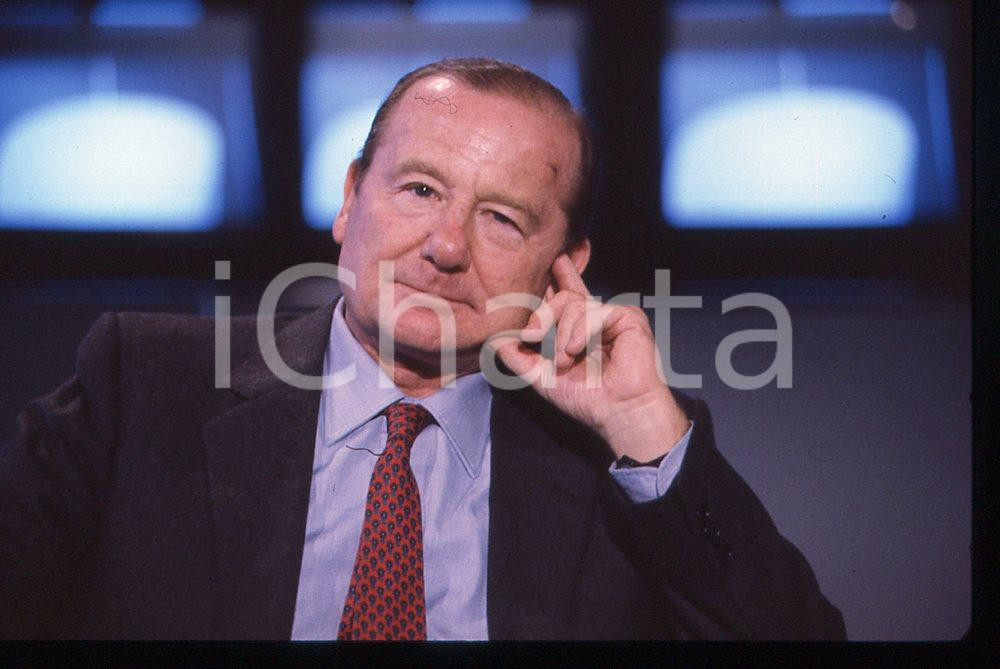 35mm vintage slide*  1992 Gianni BISIACH conduce "Filo rosso" 2