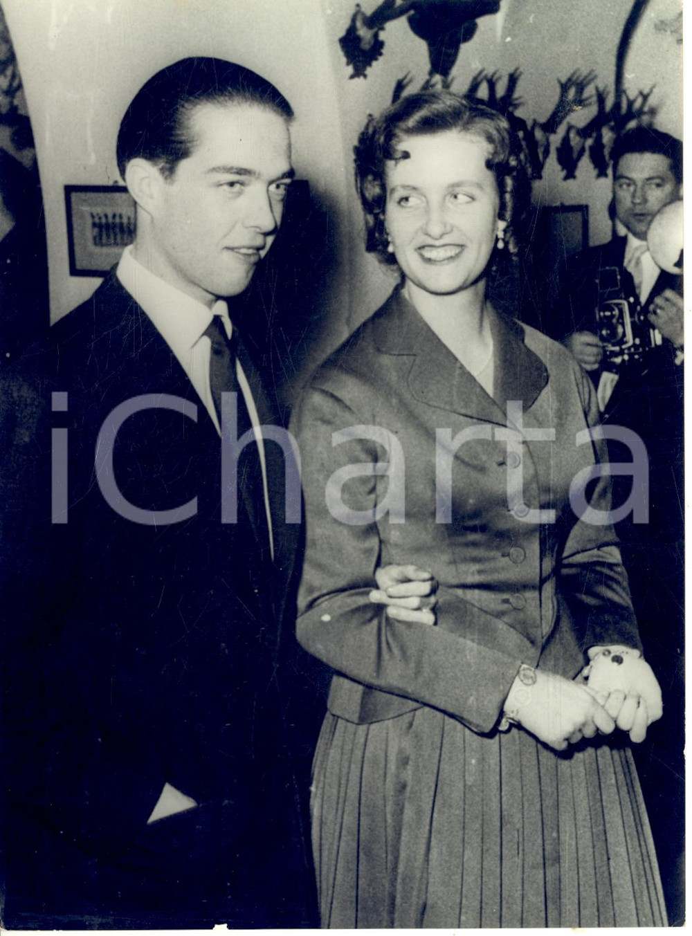 1956 CASTELLO ALTSHAUSEN Henri d'Orléans - Marie Thérèse of Württemberg fidanzati