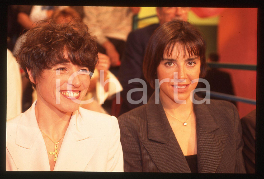 Fotografia d epoca originale Deborah COMPAGNONI e Manuela DI CENTA  1995 ca 35 mm vintage slide 1