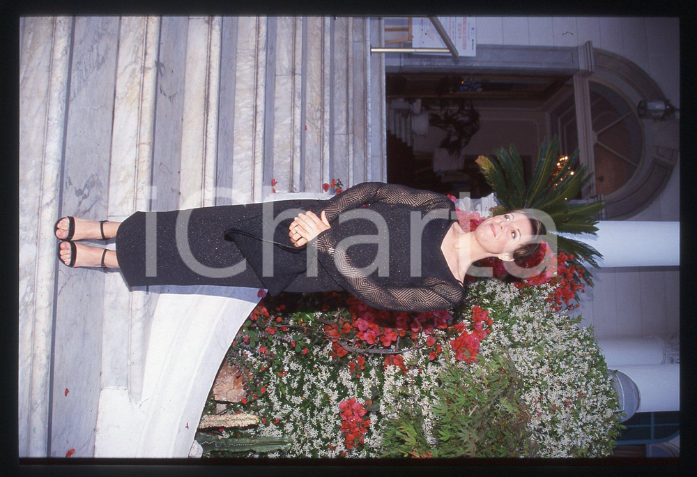 Fotografia d epoca originale Deborah COMPAGNONI  COSTUME  2000 ca 35 mm vintage slide 28 1