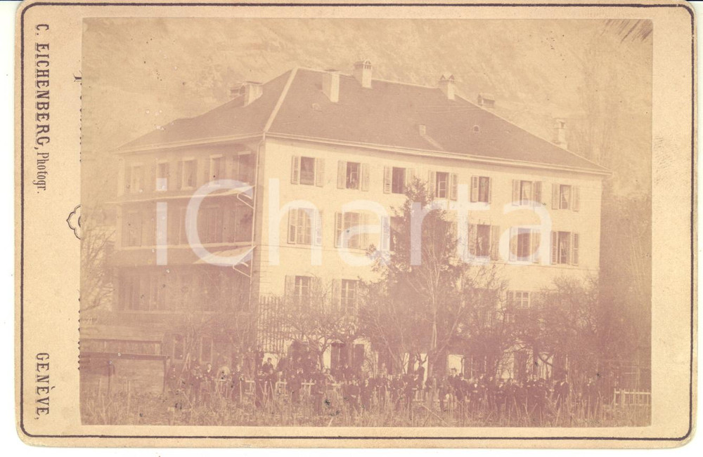 1873 LA NEUVEVILLE (CH) Collegio MORGENTHALER - RARA Foto ANIMATA 17x11  Rara fotografia d'epoca, su cartoncino rigido, con didascalia manoscritta al verso di Mario Vianini, che vi fu ospite dal 1871 al 1873.CONDIZIONI: GFORMATO: 17x11 cmFOTOGRAFO: C. Eichenberg - Gen&egrave;ve    originale e autentica 1