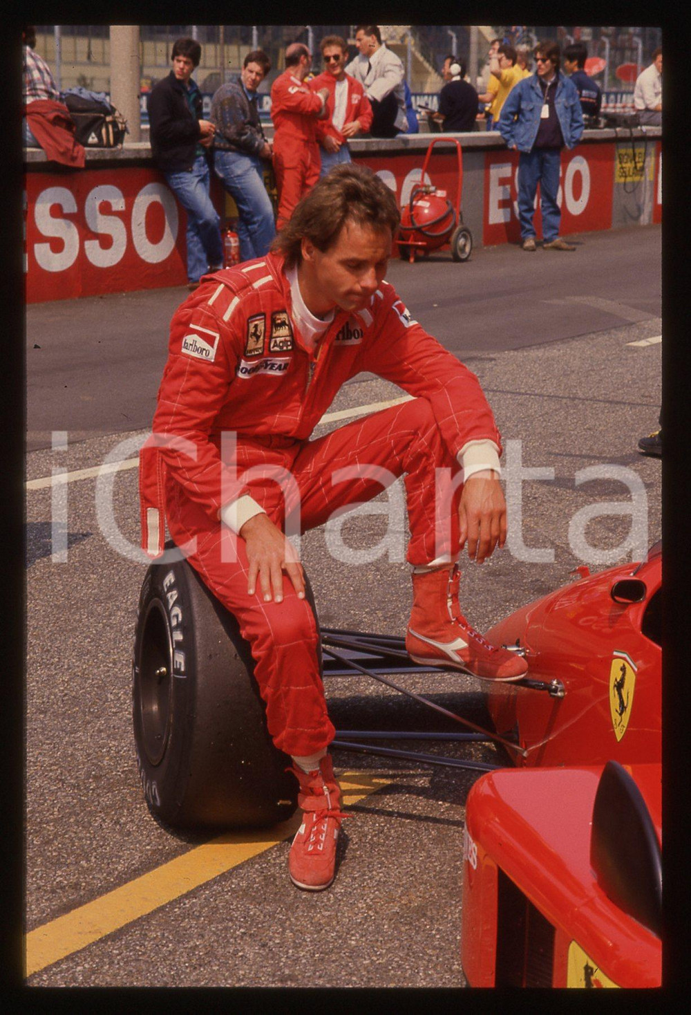 Gerhard BERGER - F1 Pilota scuderia FERRARI - 1995 ca 35 mm vintage slide 7 Diapositiva d'epoca, in formato 35 mm.CONDIZIONI: GOODE' severamente vietata la riproduzione. Tutti i diritti sono riservati.ICharta mette in vendita, sul negozio eBay e in esclusiva sul sito "icharta" il proprio archivio composto da numerose diapositive e negativi fotografici d'epoca, tutti originali e autentici, che attraversano la storia del costume italiano tra gli la fine degli anni Sessanta e Novanta.Si tratta di uno sguardo inedito sull'attualità, la politica, la vita quotidiana, il gossip e la cultura, che fotografa il cambiamento della nazione in quest'ultimo scorcio del XX secolo. Un'occasione unica per il mercato del collezionismo, che vede finalmente disponibile un archivio eccezionale per vastità, tematiche e condizioni, in un settore (il negativo fotografico e la diapositiva) di assoluta novità e dalle interessanti prospettive di investimento.  GOOD/buono   originale e autentica 1