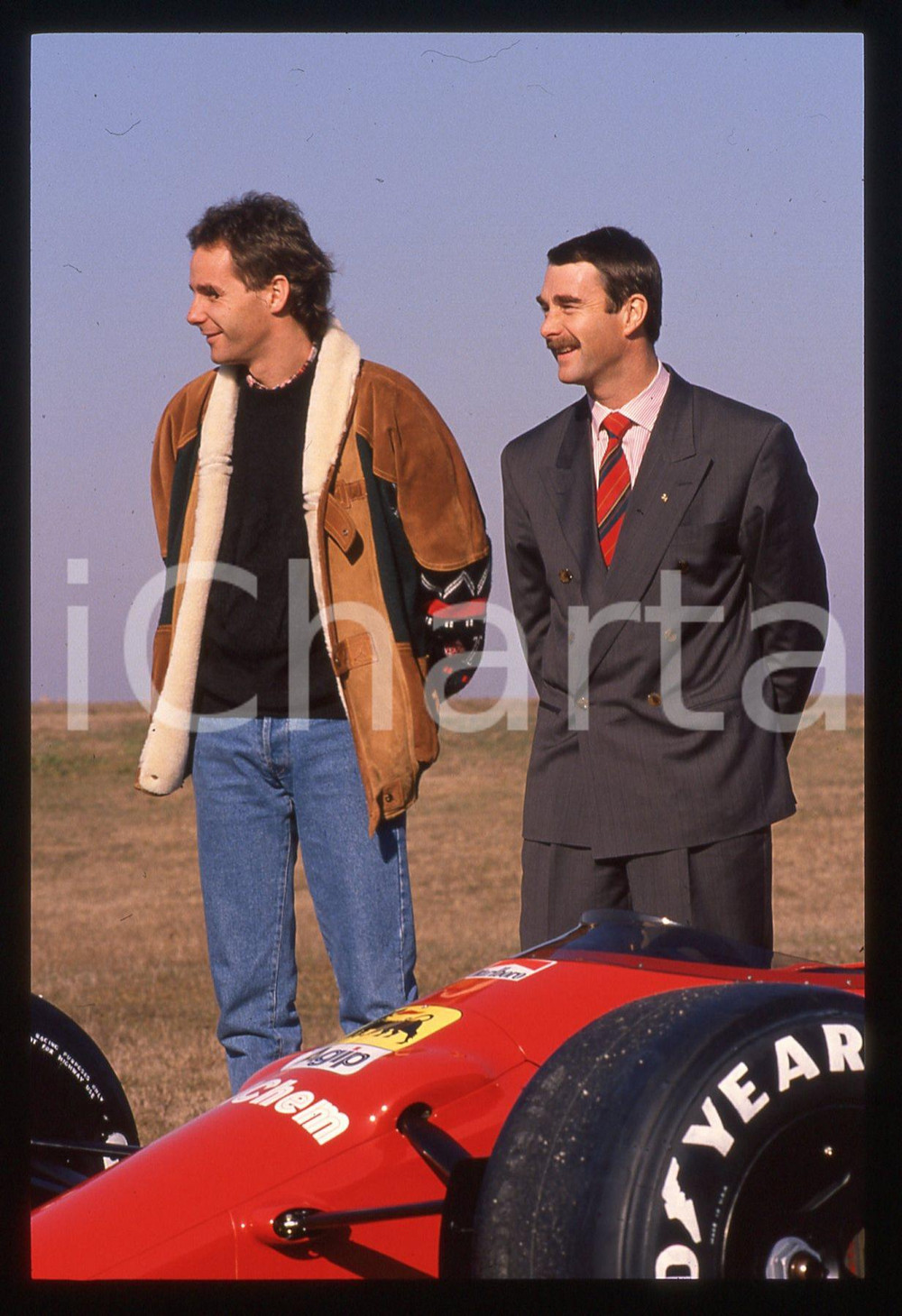 Gerhard BERGER Nigel MANSELL - FERRARI 640 F1 FIORANO 1989 35 mm vintage slide 8 Diapositiva d'epoca, in formato 35 mm.CONDIZIONI: GOODE' severamente vietata la riproduzione. Tutti i diritti sono riservati.ICharta mette in vendita, sul negozio eBay e in esclusiva sul sito "icharta" il proprio archivio composto da numerose diapositive e negativi fotografici d'epoca, tutti originali e autentici, che attraversano la storia del costume italiano tra gli la fine degli anni Sessanta e Novanta.Si tratta di uno sguardo inedito sull'attualità, la politica, la vita quotidiana, il gossip e la cultura, che fotografa il cambiamento della nazione in quest'ultimo scorcio del XX secolo. Un'occasione unica per il mercato del collezionismo, che vede finalmente disponibile un archivio eccezionale per vastità, tematiche e condizioni, in un settore (il negativo fotografico e la diapositiva) di assoluta novità e dalle interessanti prospettive di investimento.  GOOD/buono   originale e autentica 1