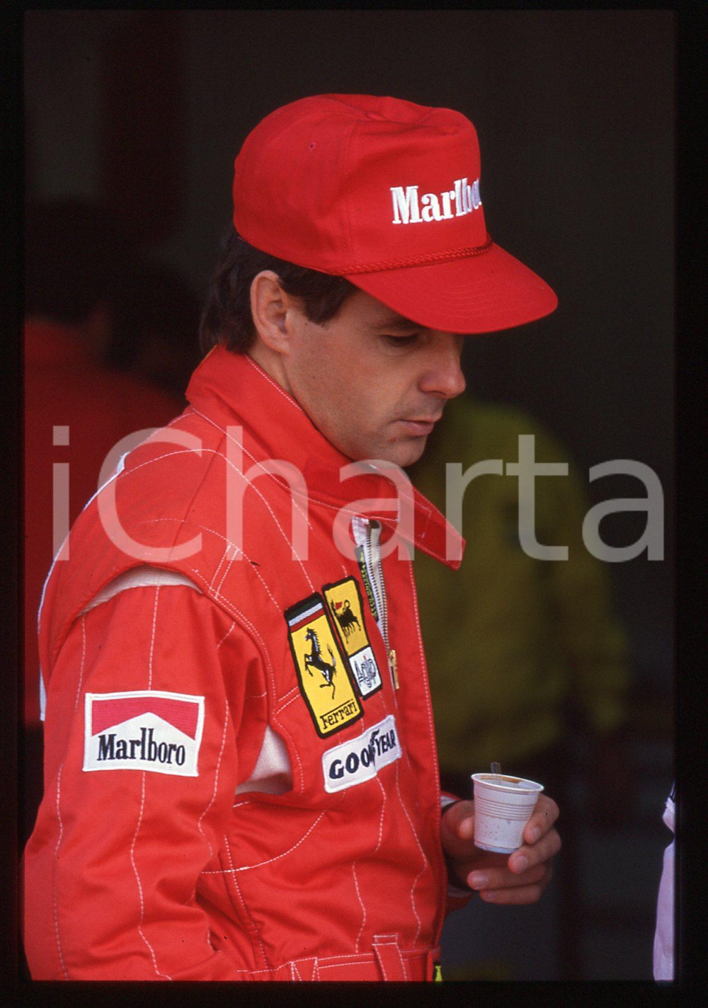 Gerhard BERGER - F1 Pilota scuderia FERRARI - 1995 ca 35 mm vintage slide 19 Diapositiva d'epoca, in formato 35 mm.CONDIZIONI: GOODE' severamente vietata la riproduzione. Tutti i diritti sono riservati.ICharta mette in vendita, sul negozio eBay e in esclusiva sul sito "icharta" il proprio archivio composto da numerose diapositive e negativi fotografici d'epoca, tutti originali e autentici, che attraversano la storia del costume italiano tra gli la fine degli anni Sessanta e Novanta.Si tratta di uno sguardo inedito sull'attualità, la politica, la vita quotidiana, il gossip e la cultura, che fotografa il cambiamento della nazione in quest'ultimo scorcio del XX secolo. Un'occasione unica per il mercato del collezionismo, che vede finalmente disponibile un archivio eccezionale per vastità, tematiche e condizioni, in un settore (il negativo fotografico e la diapositiva) di assoluta novità e dalle interessanti prospettive di investimento.  GOOD/buono   originale e autentica 1